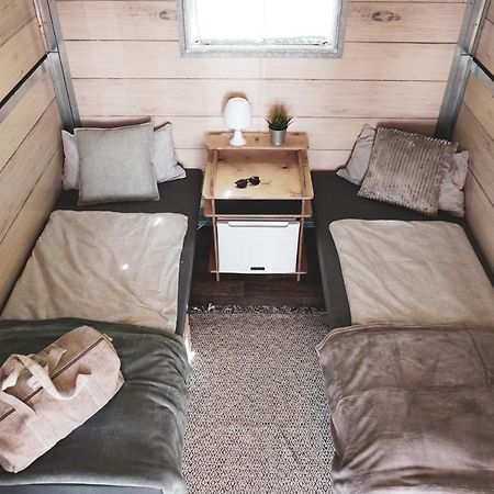 Kieler Woche Lodge Camp Bagian luar foto